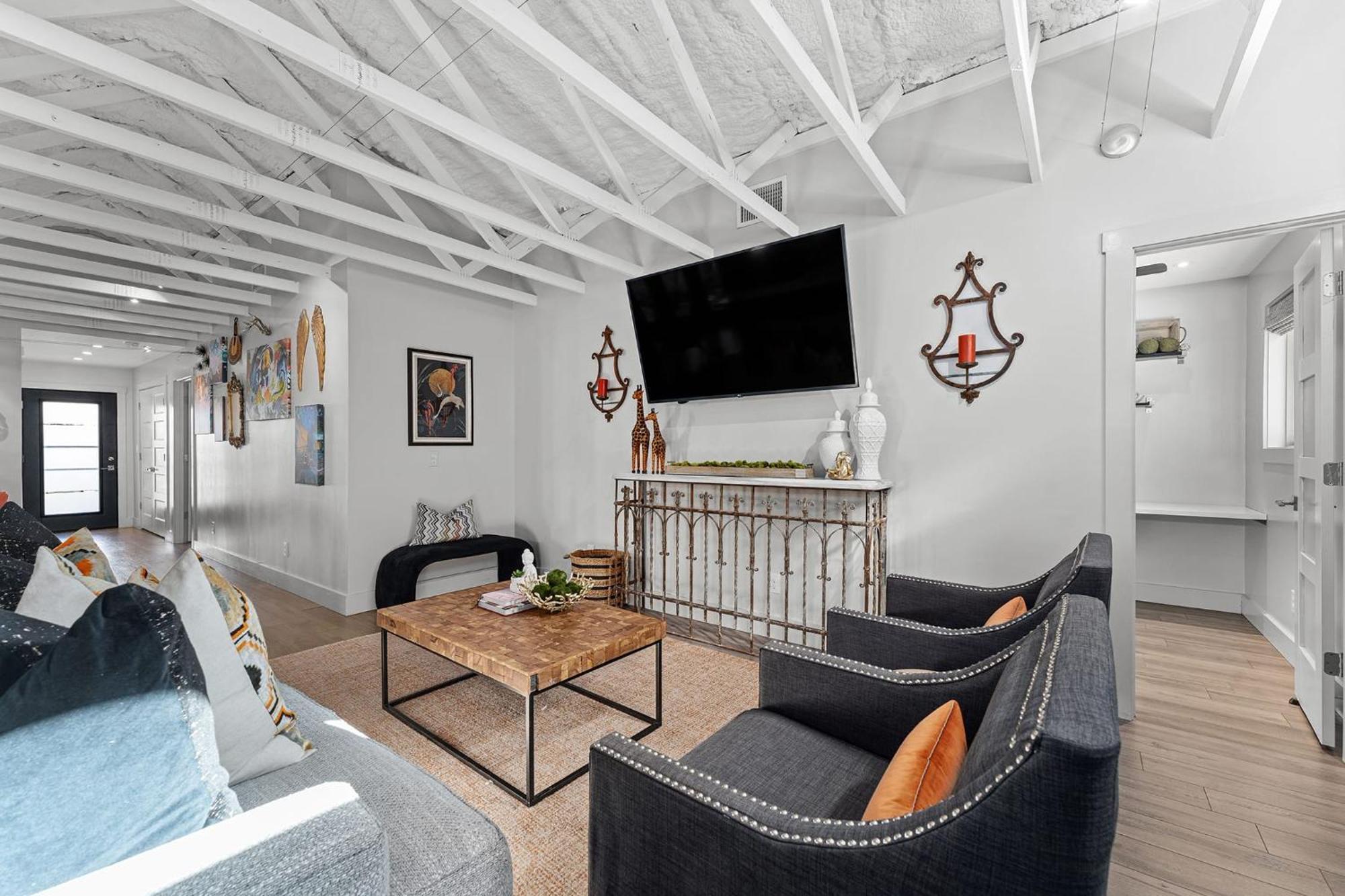 Claret House Full Kitchen And Private Hot Tub Villa Fredericksburg Bagian luar foto