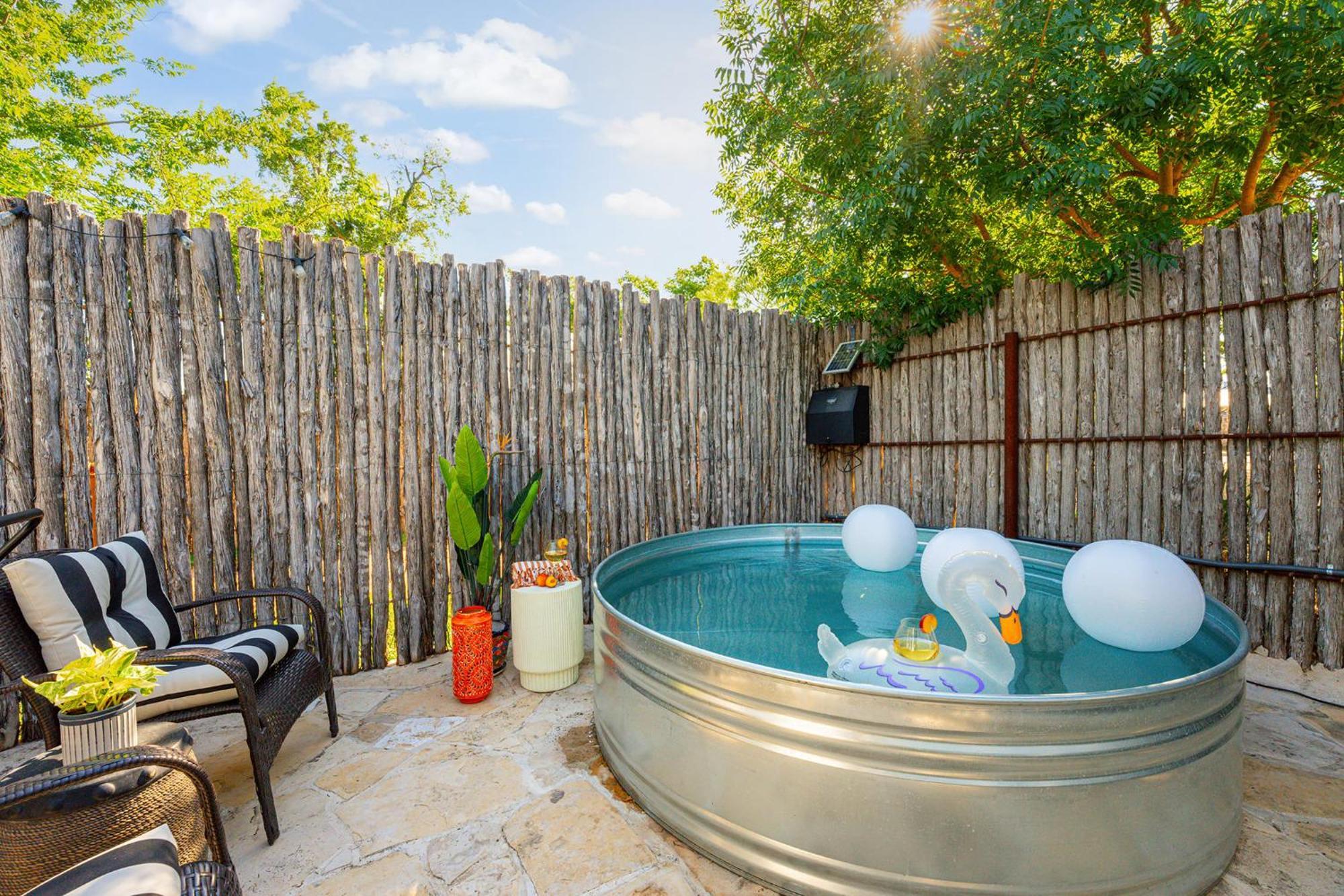 Claret House Full Kitchen And Private Hot Tub Villa Fredericksburg Bagian luar foto